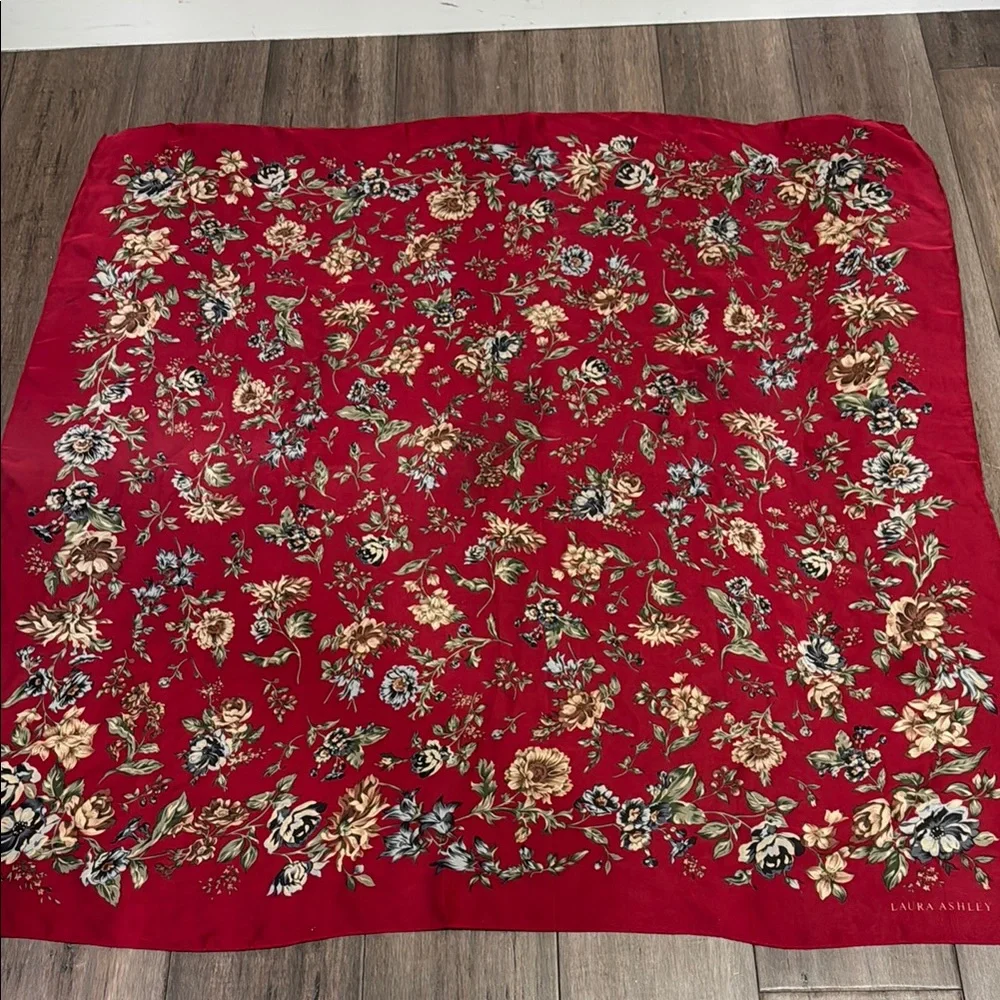 Laura Ashley‎ vintage Crimson Floral Scarf